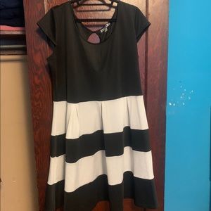 Madison Leigh Women’s dress